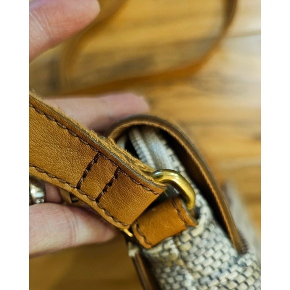 Fossil‎ Textile n Cowhide soft leather crossbody. Beige. Boho. Hippie. Romantic. - Picture 11 of 13